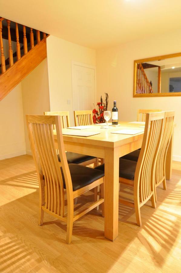 Dufftown Square Apartment エクステリア 写真